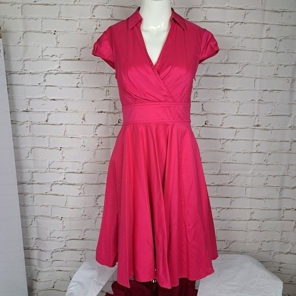 Betsey Johnson Cosmopolitan Hot pink dress - Picture 2 of 13